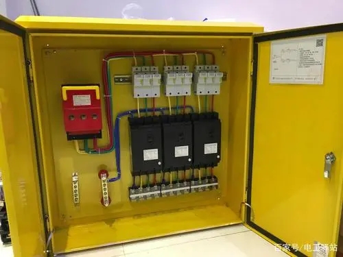 中江：“五彩配電箱”變身打卡點(diǎn)